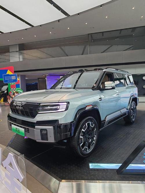 东莞242比亚迪方程豹硬派越野的爆款，英菲尼迪35周年与你共成长